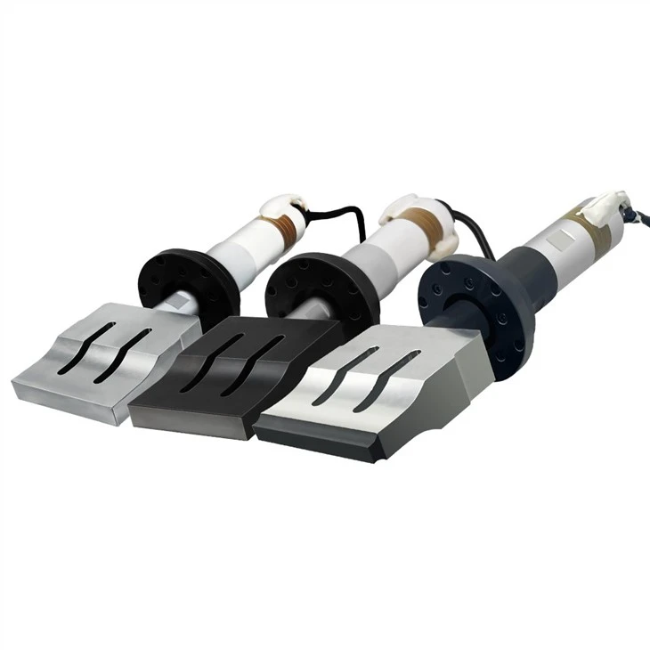 ultrasonic welding head
