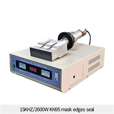 Machine de soudage par ultrasons pour masques faciaux