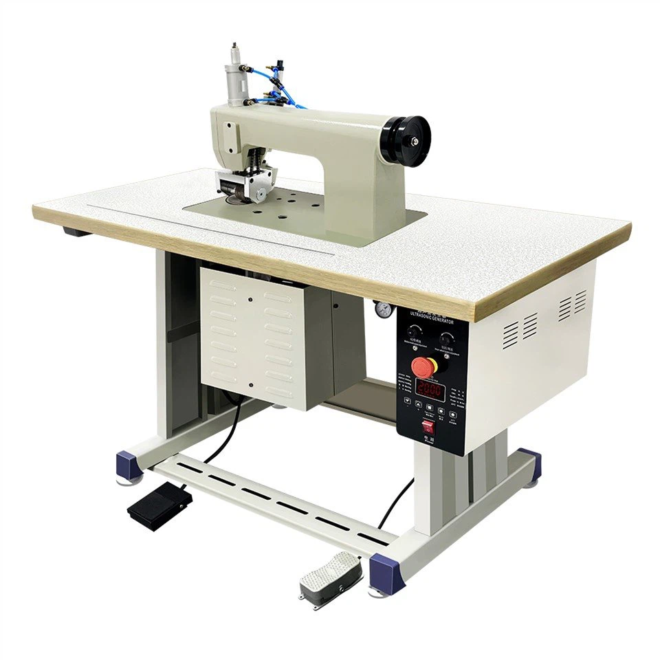 Machine de scellement des vêtements chirurgicaux à ultrasons